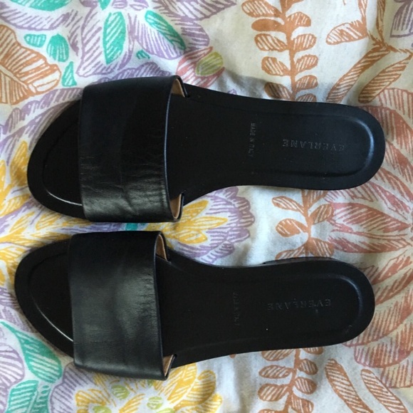 🚫SOLD🚫 Everlane black leather slide sandals - Picture 4 of 7